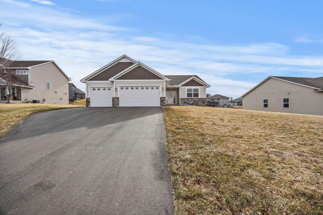 1290 Knight Lane, Watertown, MN 55388