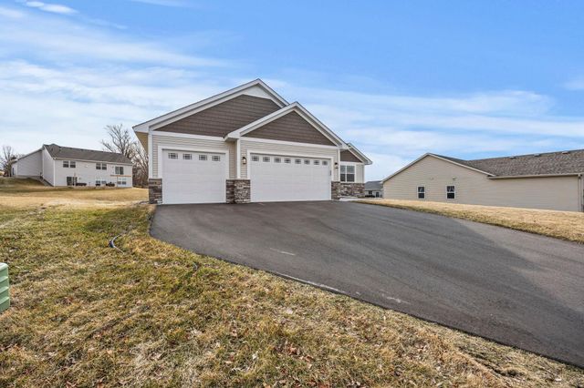 1290 Knight Lane, Watertown, MN 55388
