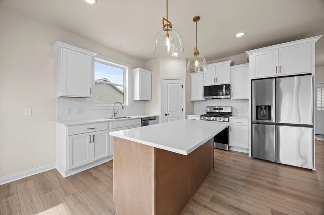 1290 Knight Lane, Watertown, MN 55388