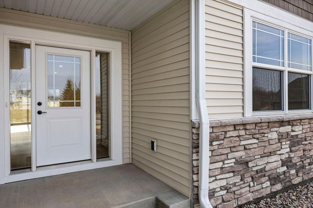 1290 Knight Lane, Watertown, MN 55388