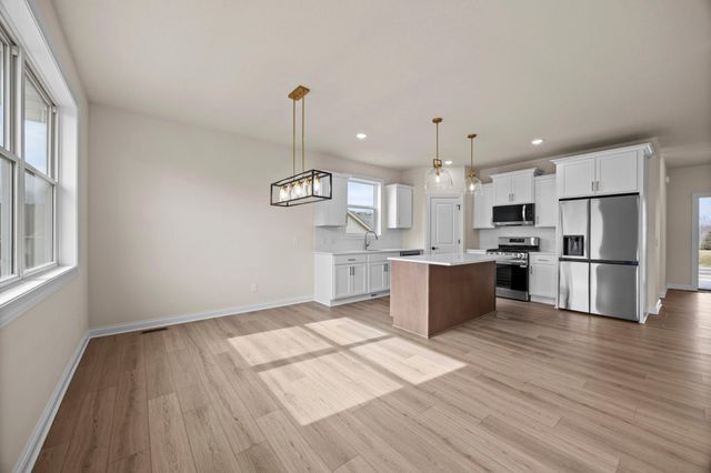 1290 Knight Lane, Watertown, MN 55388