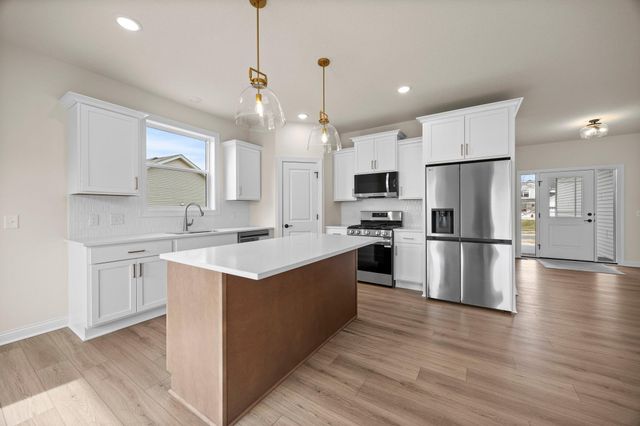 1290 Knight Lane, Watertown, MN 55388