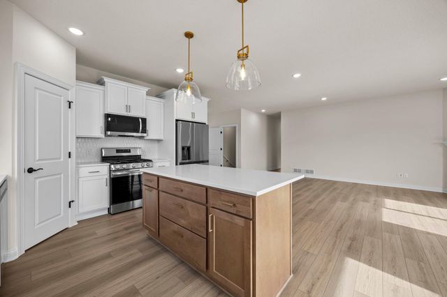 1290 Knight Lane, Watertown, MN 55388