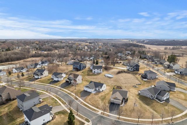 1290 Knight Lane, Watertown, MN 55388