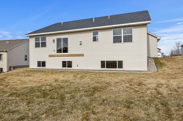 1290 Knight Lane, Watertown, MN 55388