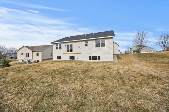 1290 Knight Lane, Watertown, MN 55388