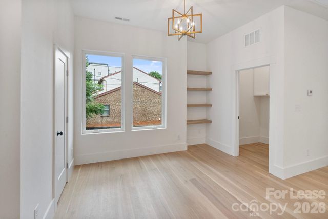 129 French Street A, Charlotte, NC 28216