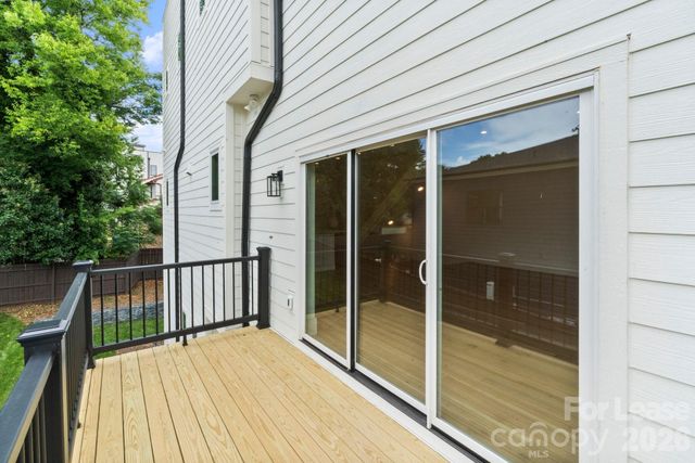 129 French Street A, Charlotte, NC 28216