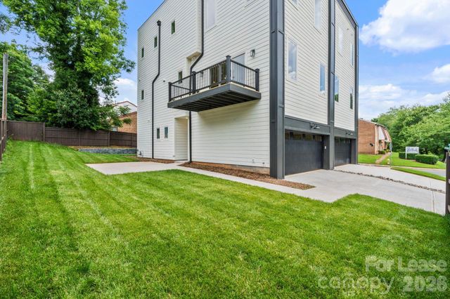 129 French Street A, Charlotte, NC 28216