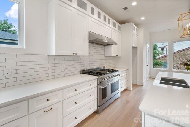 129 French Street A, Charlotte, NC 28216