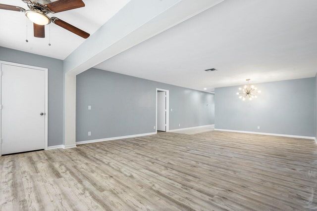 1740 NW 19th Terrace 204, Delray Beach, FL 33445