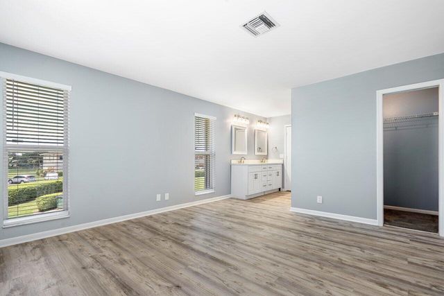 1740 NW 19th Terrace 204, Delray Beach, FL 33445