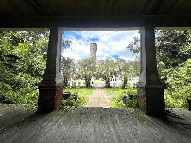 422 Hampton Street, Walterboro, SC 29488