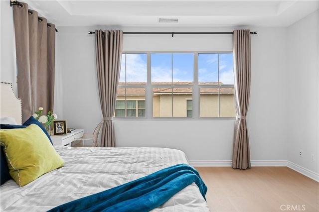 125 Lovelace, Irvine, CA 92620