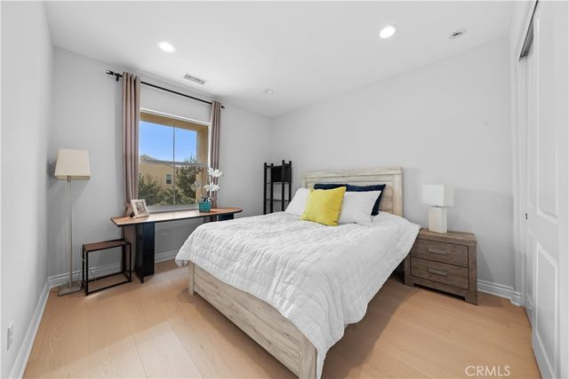 125 Lovelace, Irvine, CA 92620