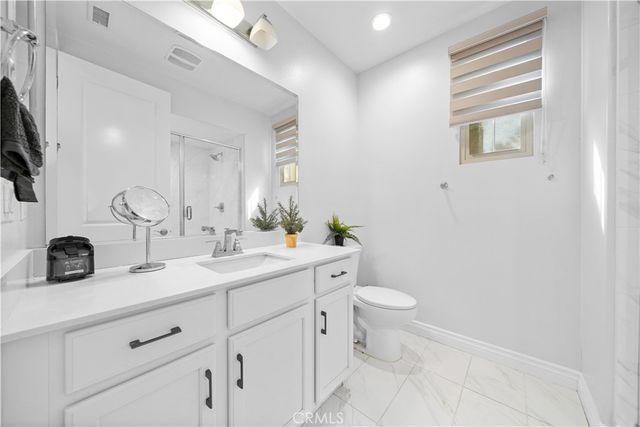 125 Lovelace, Irvine, CA 92620