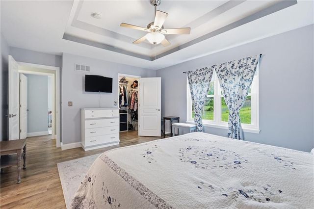 212 SE Cromwell Road, Blue Springs, MO 64014