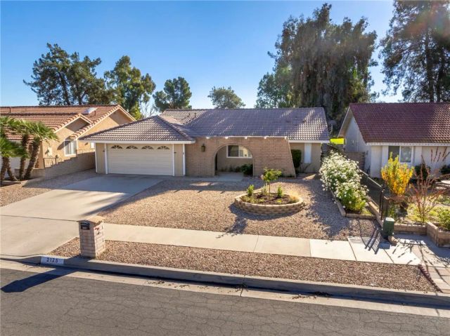 2125 Silver Oak, Hemet, CA 92545