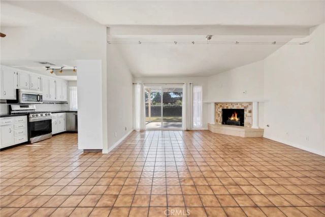 2125 Silver Oak, Hemet, CA 92545