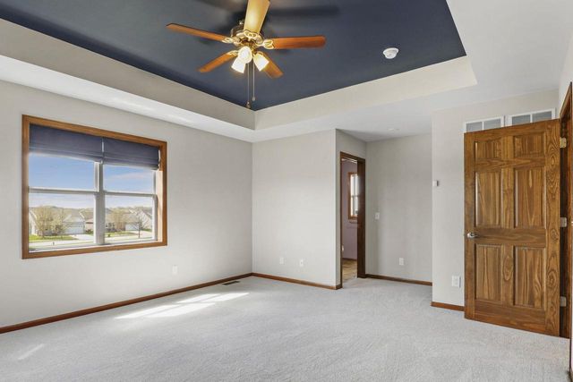 260 Goldenrod Drive, Sun Prairie, WI 53590