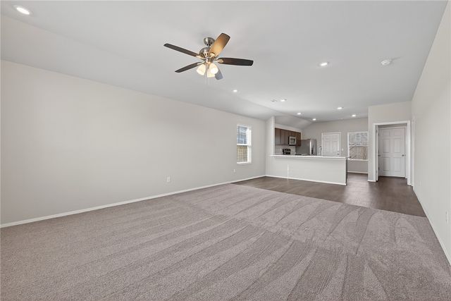 1075 Nighthawk Lane, Fayetteville, AR 72701