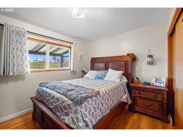 39449 Nw WILKESBORO Rd, Banks, OR 97106