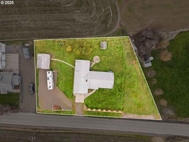 39449 Nw WILKESBORO Rd, Banks, OR 97106