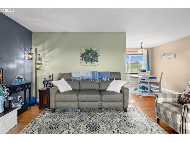 39449 Nw WILKESBORO Rd, Banks, OR 97106