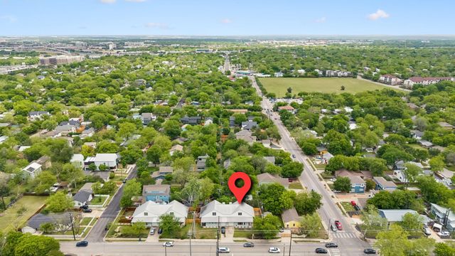 5305 Guadalupe ST A, Austin, TX 78751