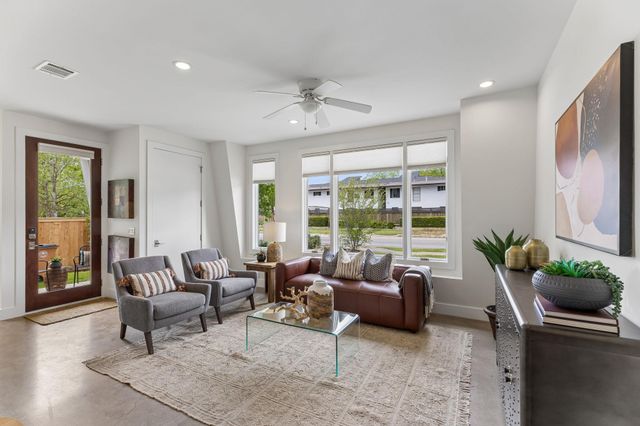 5305 Guadalupe ST A, Austin, TX 78751
