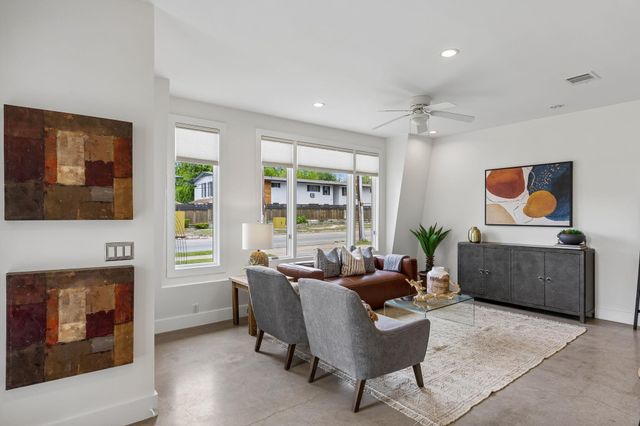 5305 Guadalupe ST A, Austin, TX 78751
