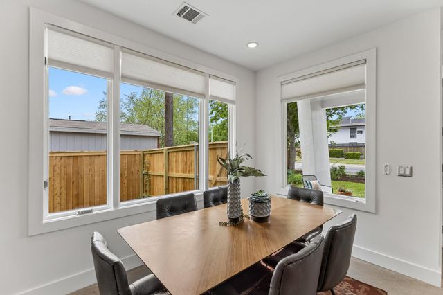 5305 Guadalupe ST A, Austin, TX 78751