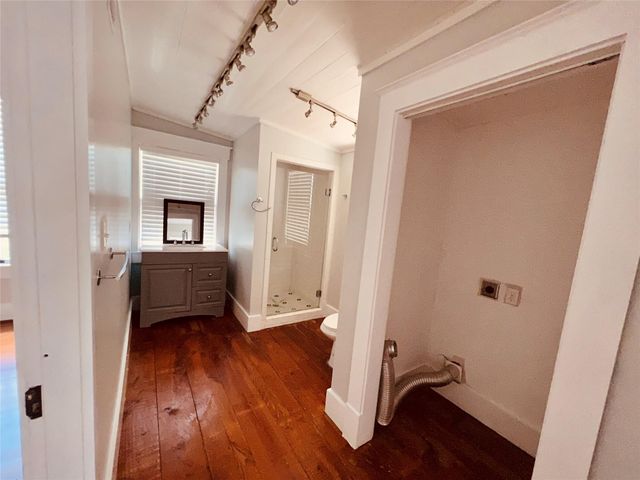 801 University Boulevard, Galveston, TX 77550