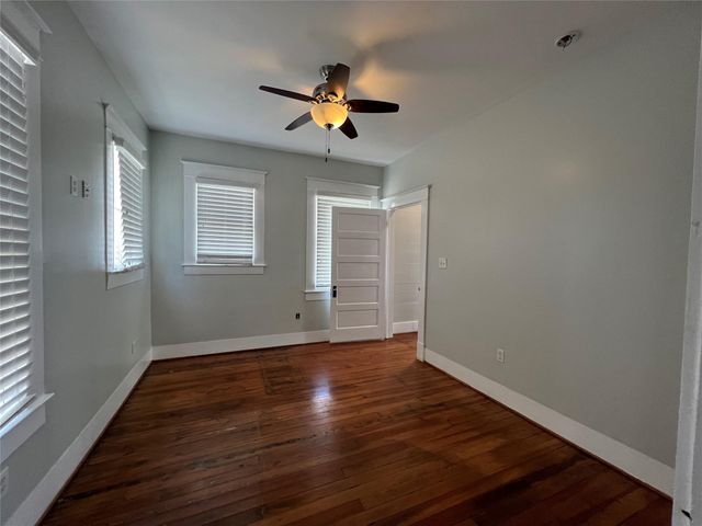 801 University Boulevard, Galveston, TX 77550