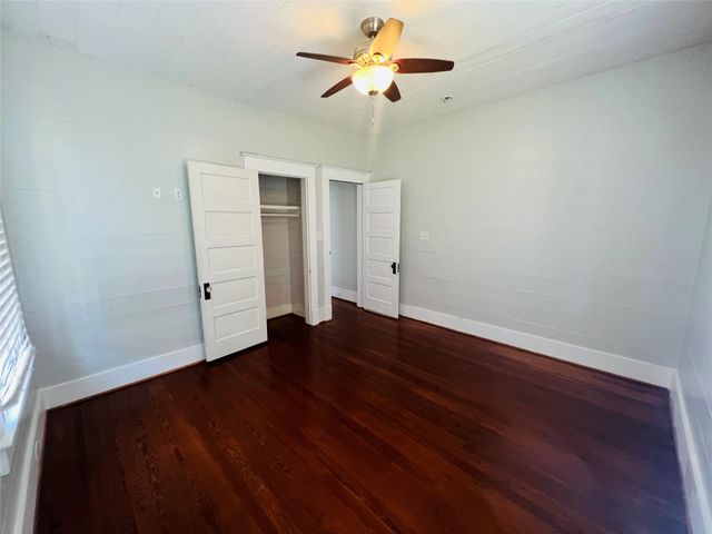 801 University Boulevard, Galveston, TX 77550