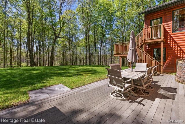 51323 County Road 215 Road, Lawrence Township, MI 49064