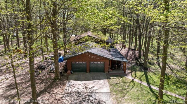 51323 County Road 215 Road, Lawrence Township, MI 49064