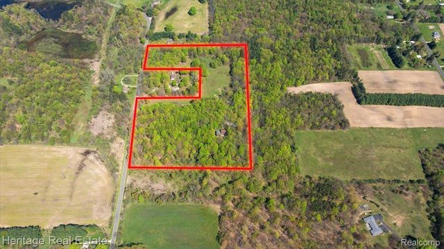 51323 County Road 215 Road, Lawrence Township, MI 49064