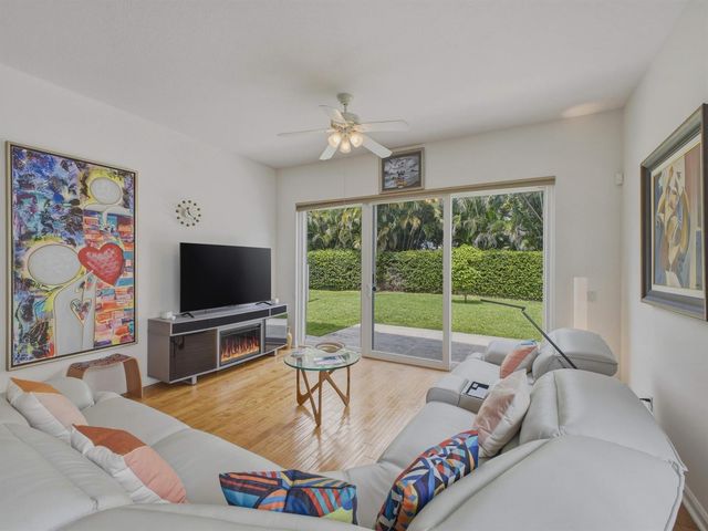 2036 Valencia Drive, Delray Beach, FL 33445