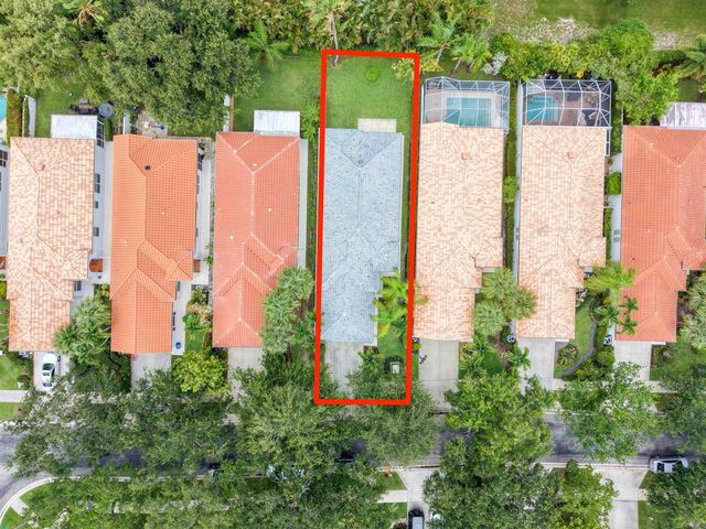 2036 Valencia Drive, Delray Beach, FL 33445