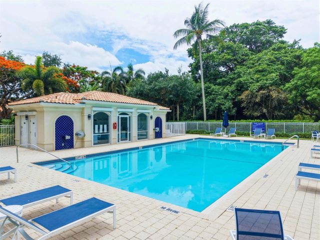 2036 Valencia Drive, Delray Beach, FL 33445