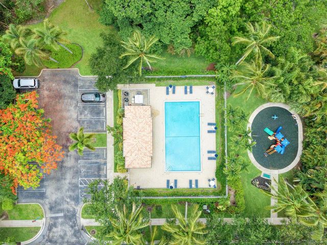 2036 Valencia Drive, Delray Beach, FL 33445