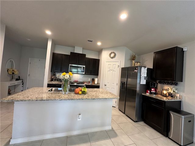 1813 Secretariat Dr, Corpus Christi, TX 78417