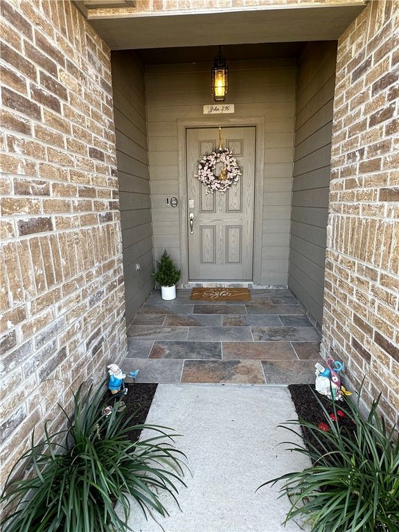 1813 Secretariat Dr, Corpus Christi, TX 78417 — photo 2