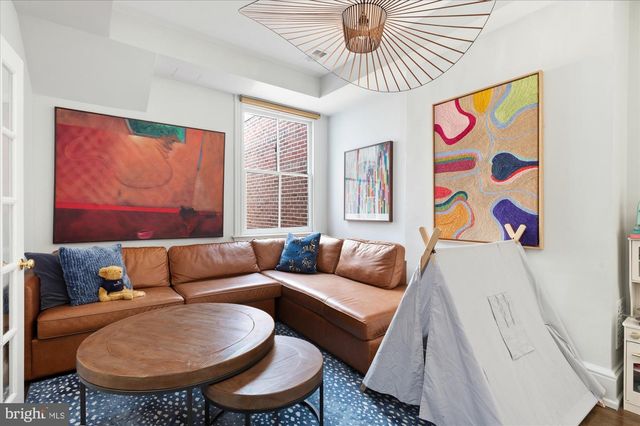2733 P ST NW, Washington, DC 20007