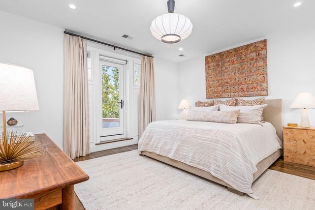 2733 P ST NW, Washington, DC 20007
