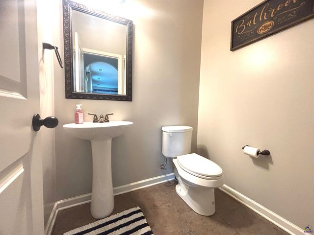 426 Post Oak Way, Warner Robins, GA 31088