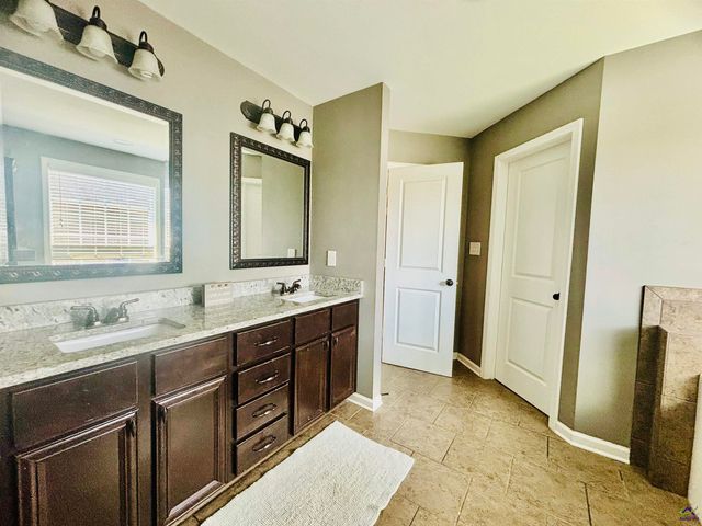 426 Post Oak Way, Warner Robins, GA 31088