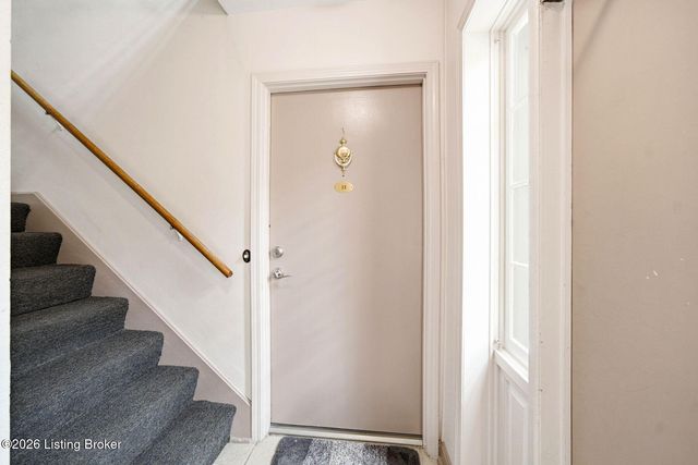 2454 Glenmary Ave 13, Louisville, KY 40204