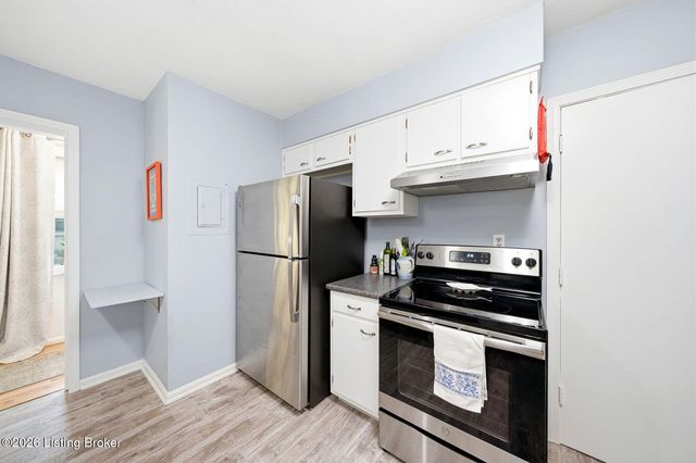 2454 Glenmary Ave 13, Louisville, KY 40204